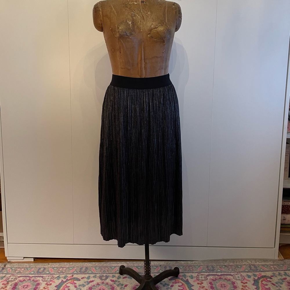 Lane Bryant Gray Metallic Knife Pleat Skirt